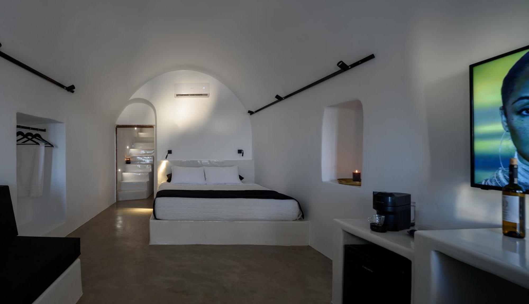Pyrgos Cave Suites Exterior photo